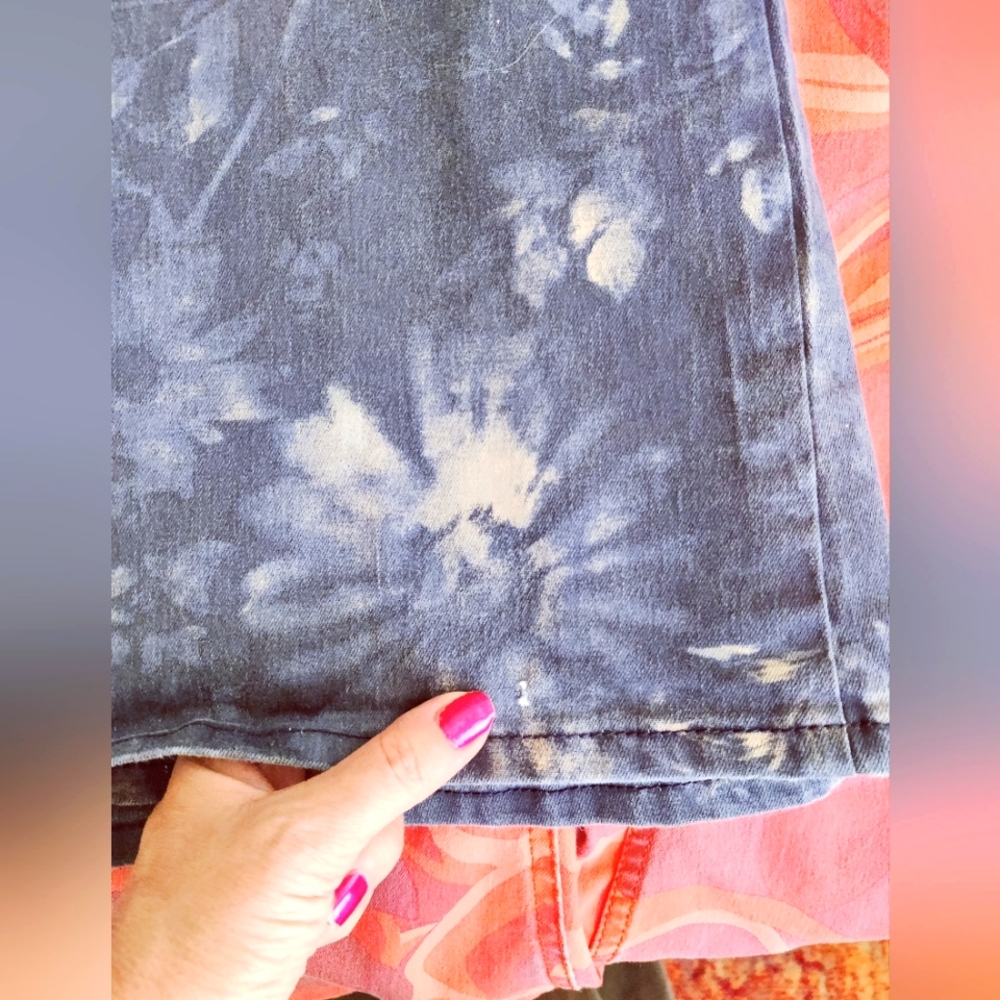 Floral Print Flare Jeans - Navy - Picture 9 of 9